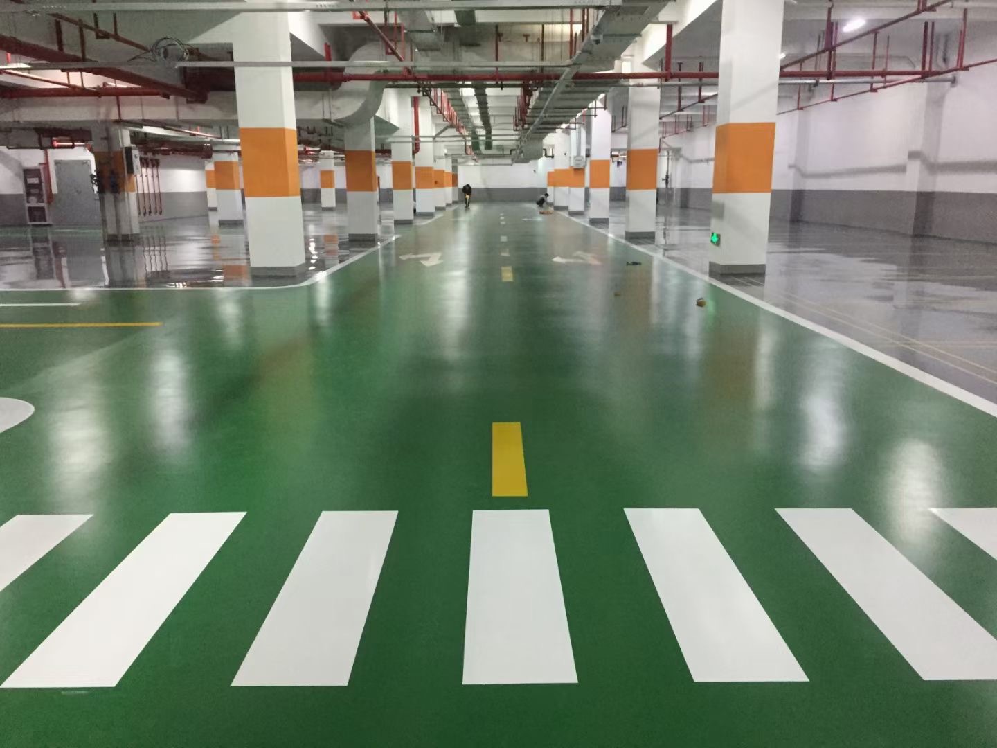 地下停车场环氧地坪